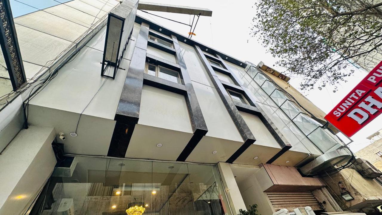 Knda Hotel New Delhi